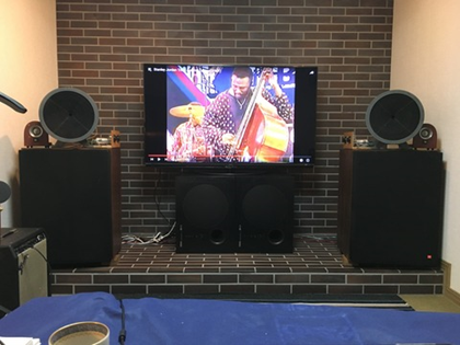 1.2.2 JBLのスピーカーユニットを用いた「究極の音」 : 「アトリエ