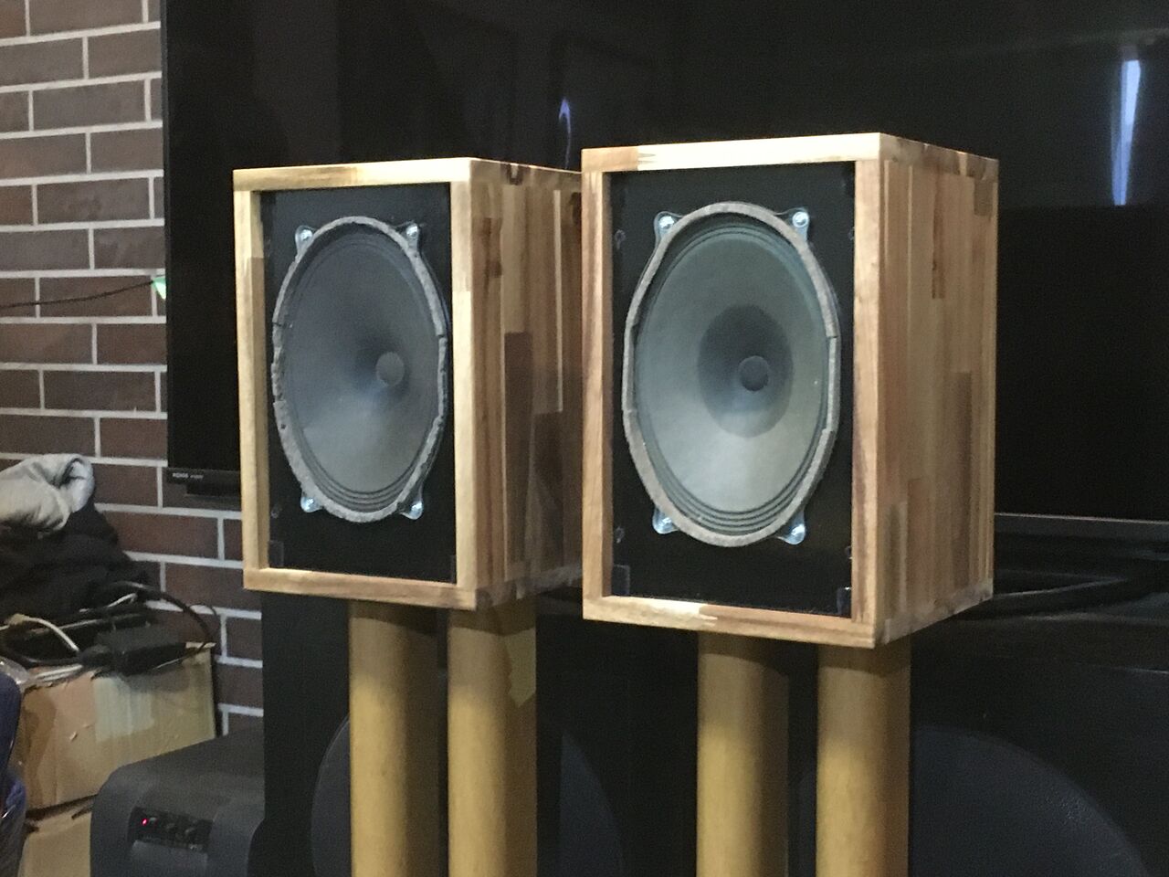 西独Telefunkenアルニコ15x21㎝フルレンジシステム 広帯域・高能率