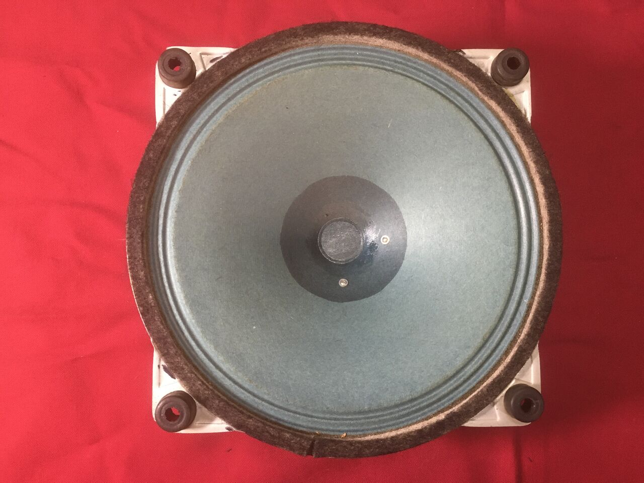 西独SABAビンテージ傑作20㎝アルニコグリーンコーンシステム 高能率・広帯域 西独SABAビンテージ傑作20㎝アルニコグリーンコーンシステム 高能率