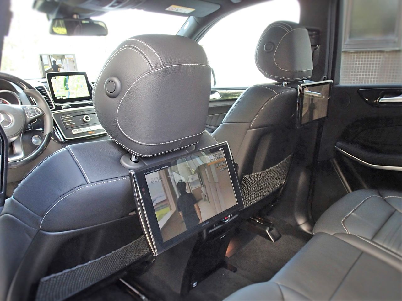 メルセデス ベンツｇｌｓ １６６ リアモニター ｄｖｄ取り付け ジオテックブログ