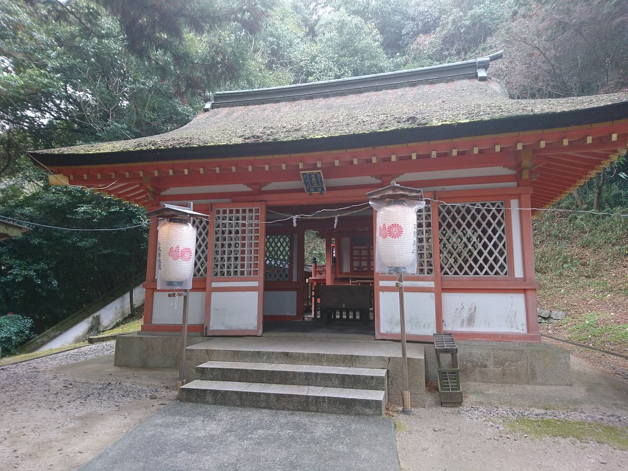 吉備津彦神社 子安神社 太陽と吹雪