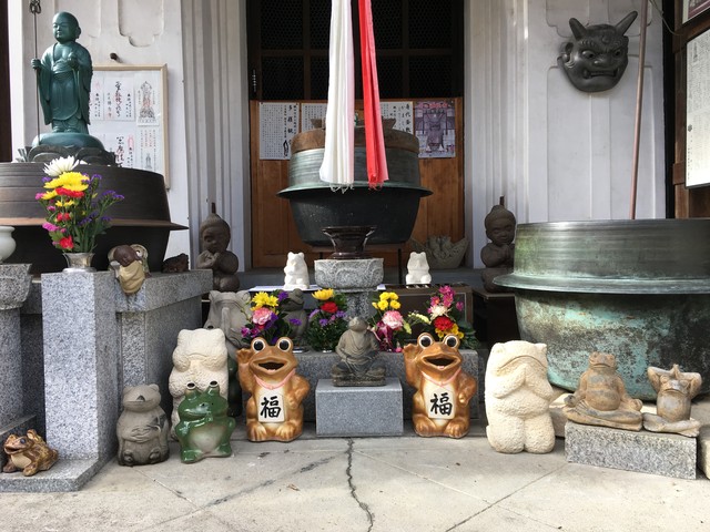 京都カエル旅 2日目 かましきさん 勝念寺 のカエル カエル好きの大磯生活 京都カエル旅 2日目 かましきさん 勝念寺 のカエル カエル好きの大磯生活