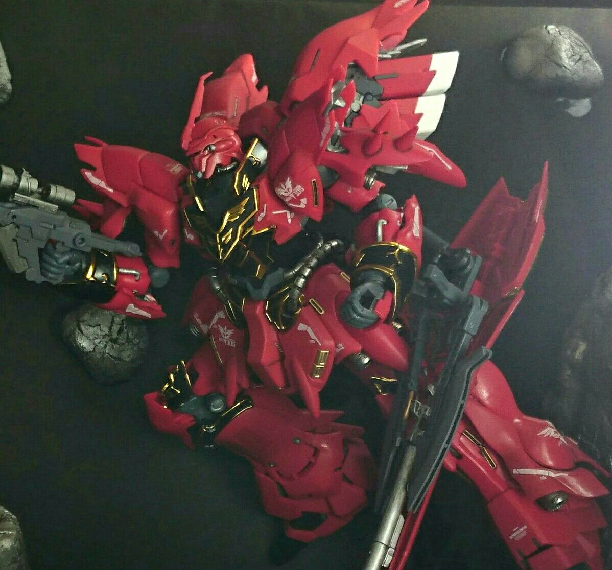 ジオラマ 「激突・赤い彗星」RG シナンジュ : ガンプラの文句はおれに
