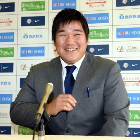 おかわり君が大型契約4年億円 芸能トレンドまとめ