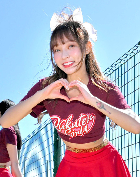 【台湾チア】楽天・リンシャン(mizuki)、ユニホームはキッズサイズ　プロ根性に驚き