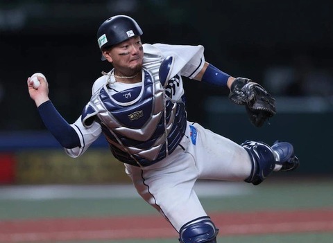 森友哉FA、巨人「5年20億」オリックス「4年16億」西武「6年？？億」