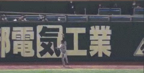 巨人・石川慎吾、ルーキーにプロの洗礼を浴びせる