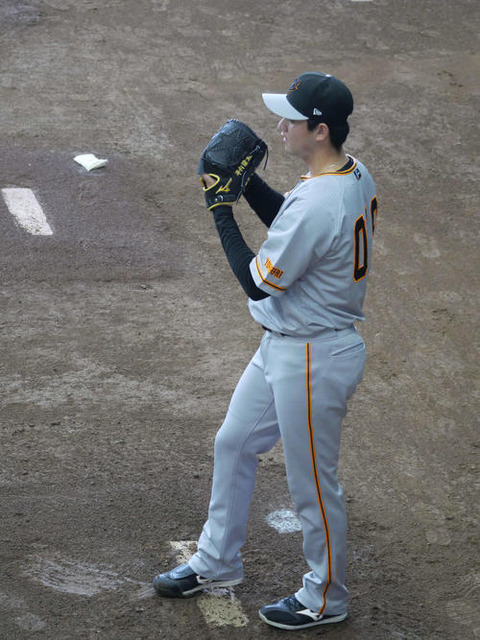 【朗報】巨人・平内、復帰の兆し　ブルペン入り