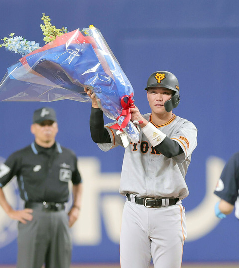 巨人・坂本勇人 .247 4本 12打点 出塁率.312 OPS.759