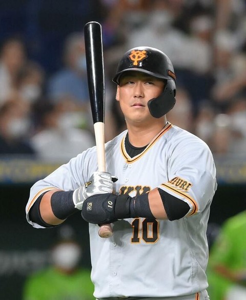 栗山監督、中田翔に気合注入「男として感じてほしい」