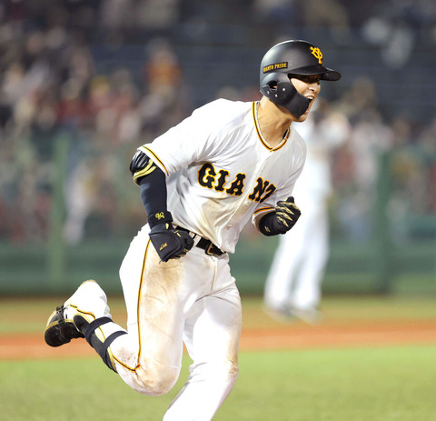 【巨人】吉川尚輝(27).346 1本 9打点 OPS. 848 ←こいつの率直な評価www