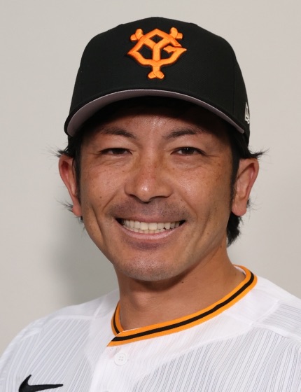 巨人・松田、公式戦初のセカンド守備に就く