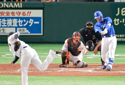 巨人初登板・鈴木、いきなり「魔球」を投げてしまう
