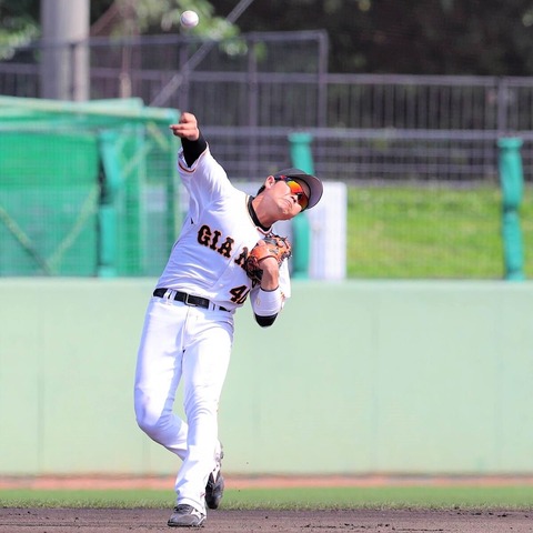 【動画】巨人・ショート中山礼都、守備でナイスプレー連発！！