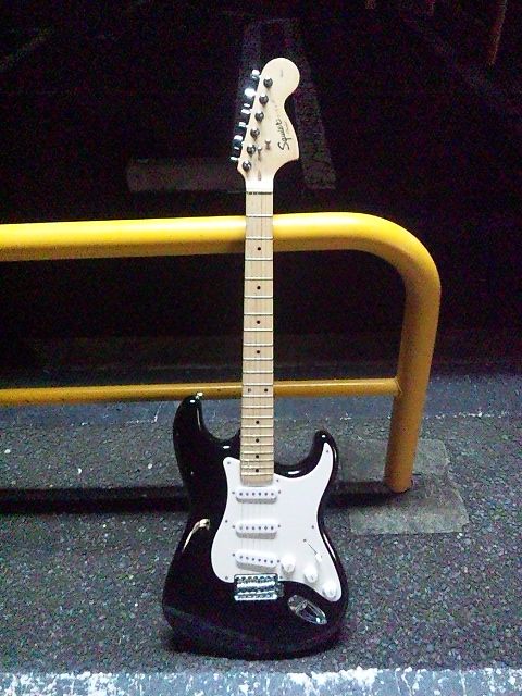 ラージヘッドオールブラック ストラトタイプ Yahoo!オークション