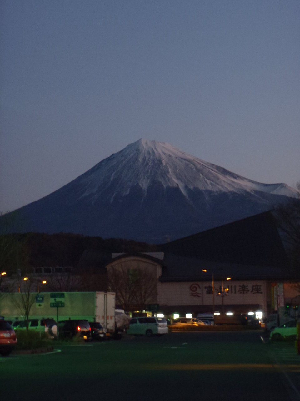 厳冬期 富士登山 御殿場ルート 11 12 10 岐阜大学山岳部 掲示板 厳冬期 富士登山 御殿場ルート 11 12 10 岐阜大学山岳部 掲示板