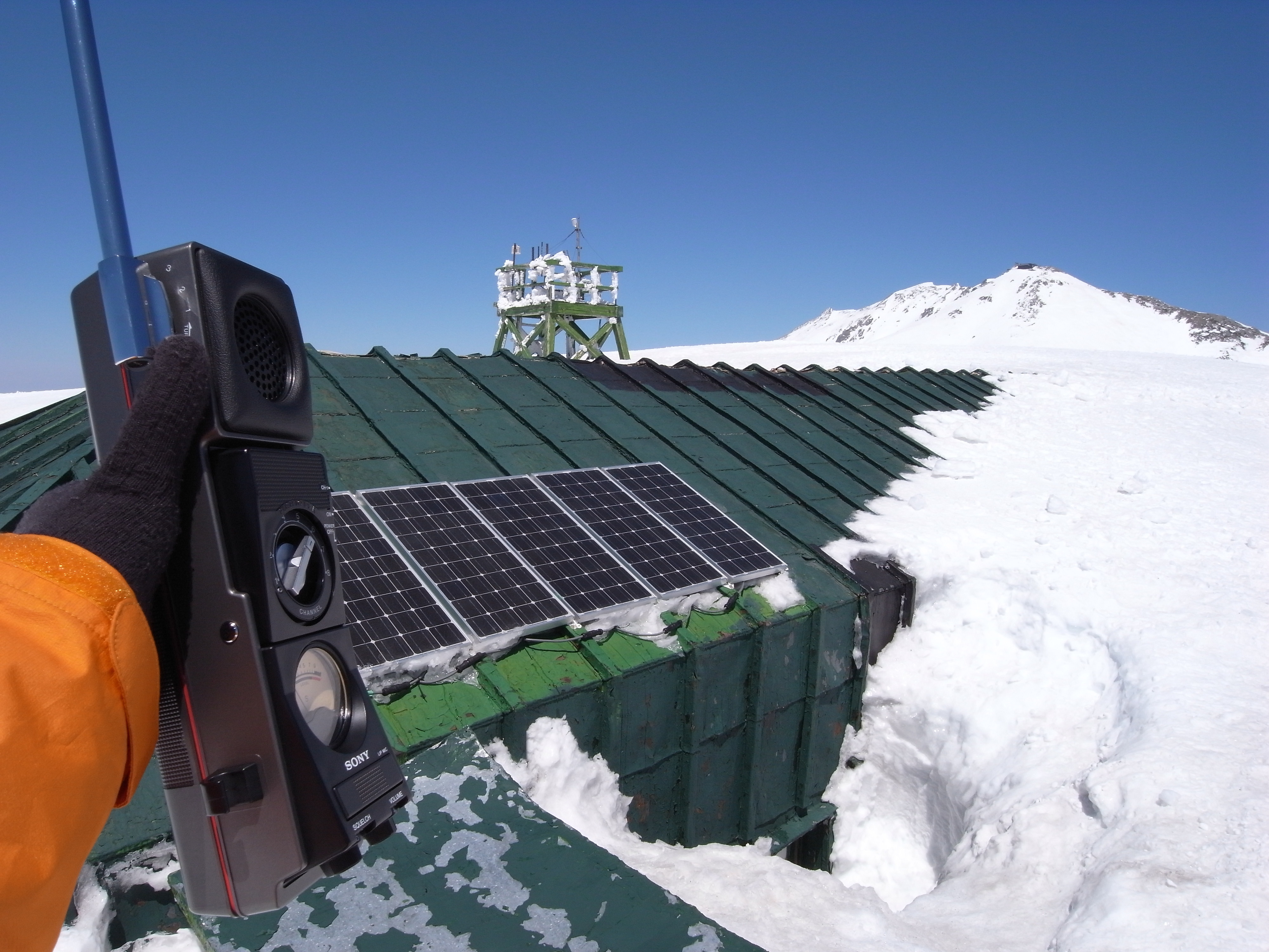 Ω������