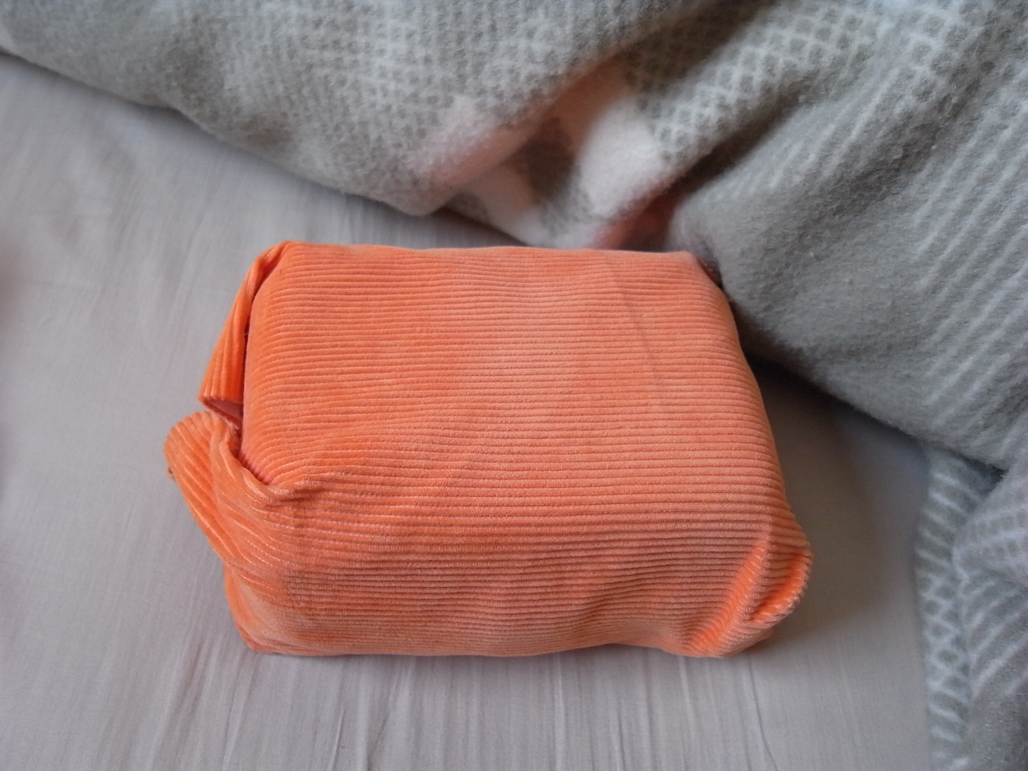 Ω������