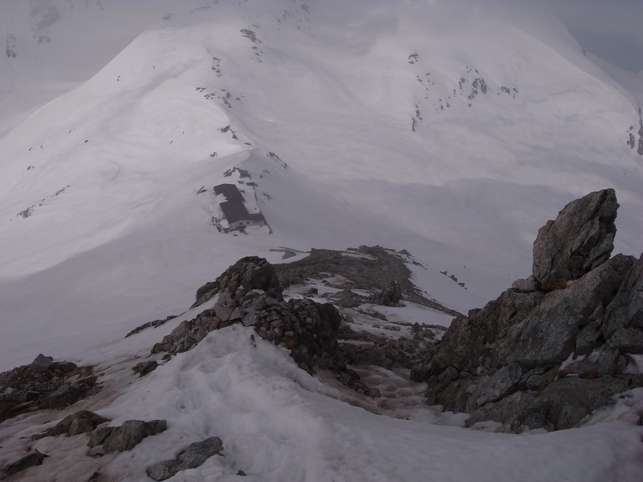 Ω������