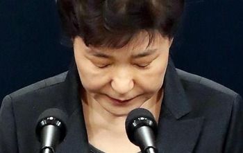 【韓国】朴槿恵大統領の支持率、20～30代の支持率は0％に　韓国国民「20代と30代が0％ということは…韓国にはまだ未来がある！」[11/25] [無断転載禁止]©2ch.net