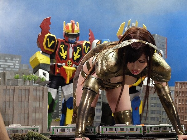 女怪獣エレキュアス 現場スチール 宇那月 ブログ