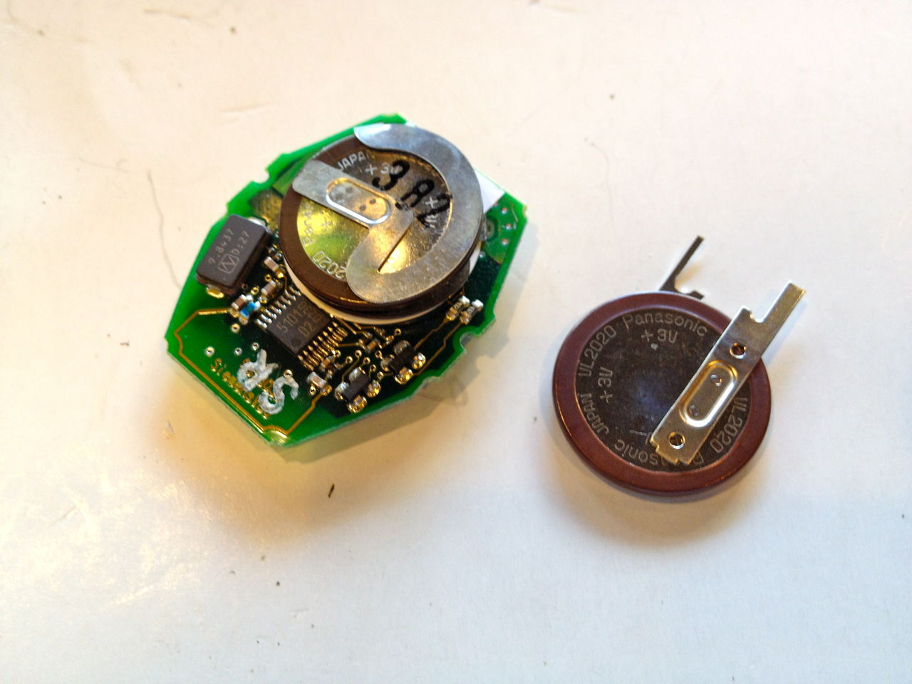 BMWリモコンキーの修理 : GIGSPEED Blog