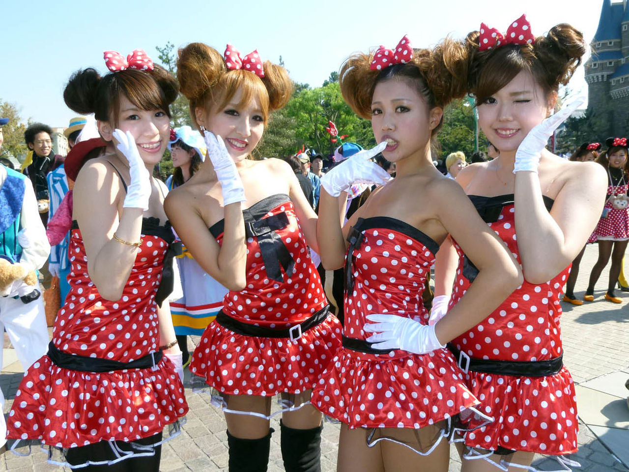 ディズニーパレード　エロ 