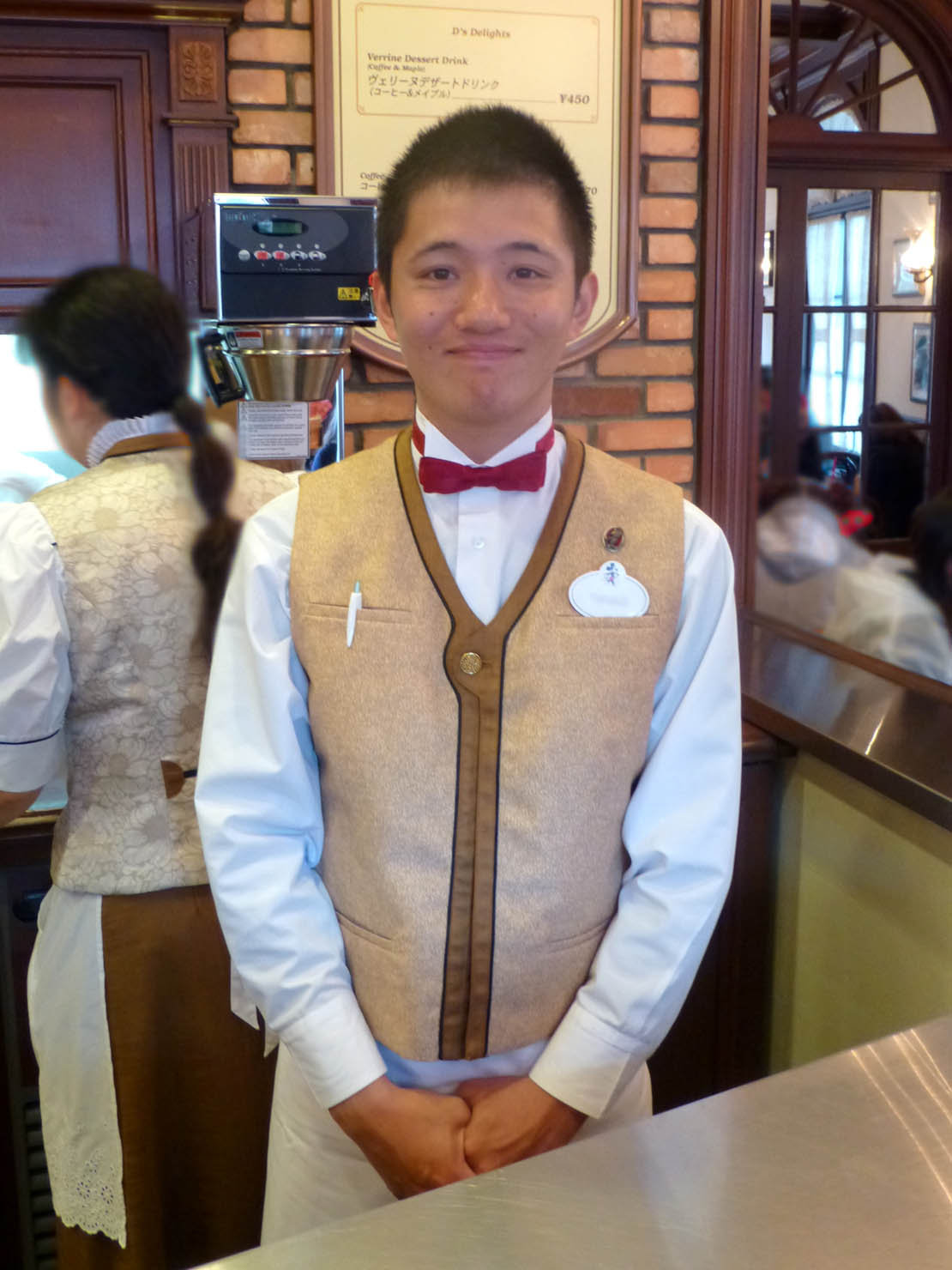 カフェ オーリンズ の イケメン君 ３日第５報 怒鳴るド伍長のクワックパーク