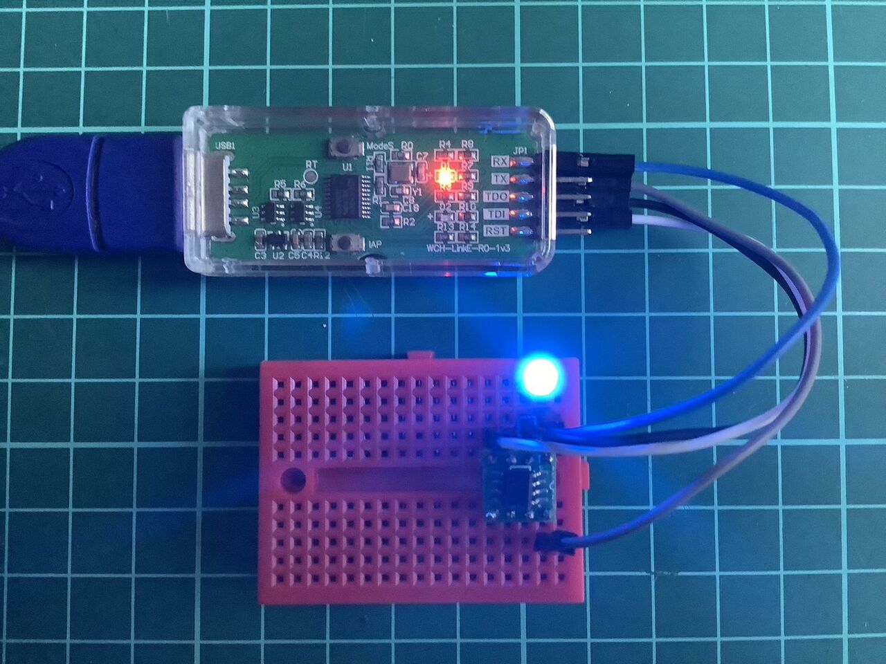 CH32V003J4M6 8ピンマイコンで自前のシリアル出力してみた