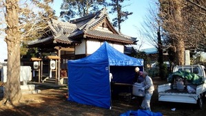 三咲神社甘酒配布 (2)