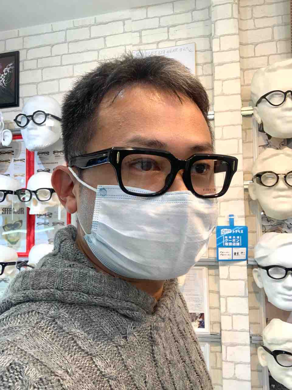 ワイドなスクエアセルモデル less than human 3838ケn4 : GILBERT EYEWEAR from 中野ブロードウェイ