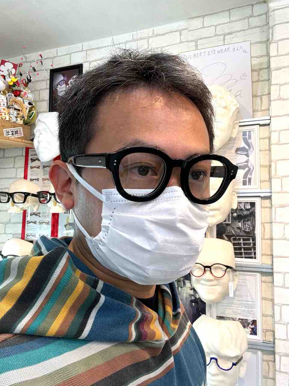 ゴツいけどやさしい、ボリュームのある黒セル EFFECTOR BIND : GILBERT