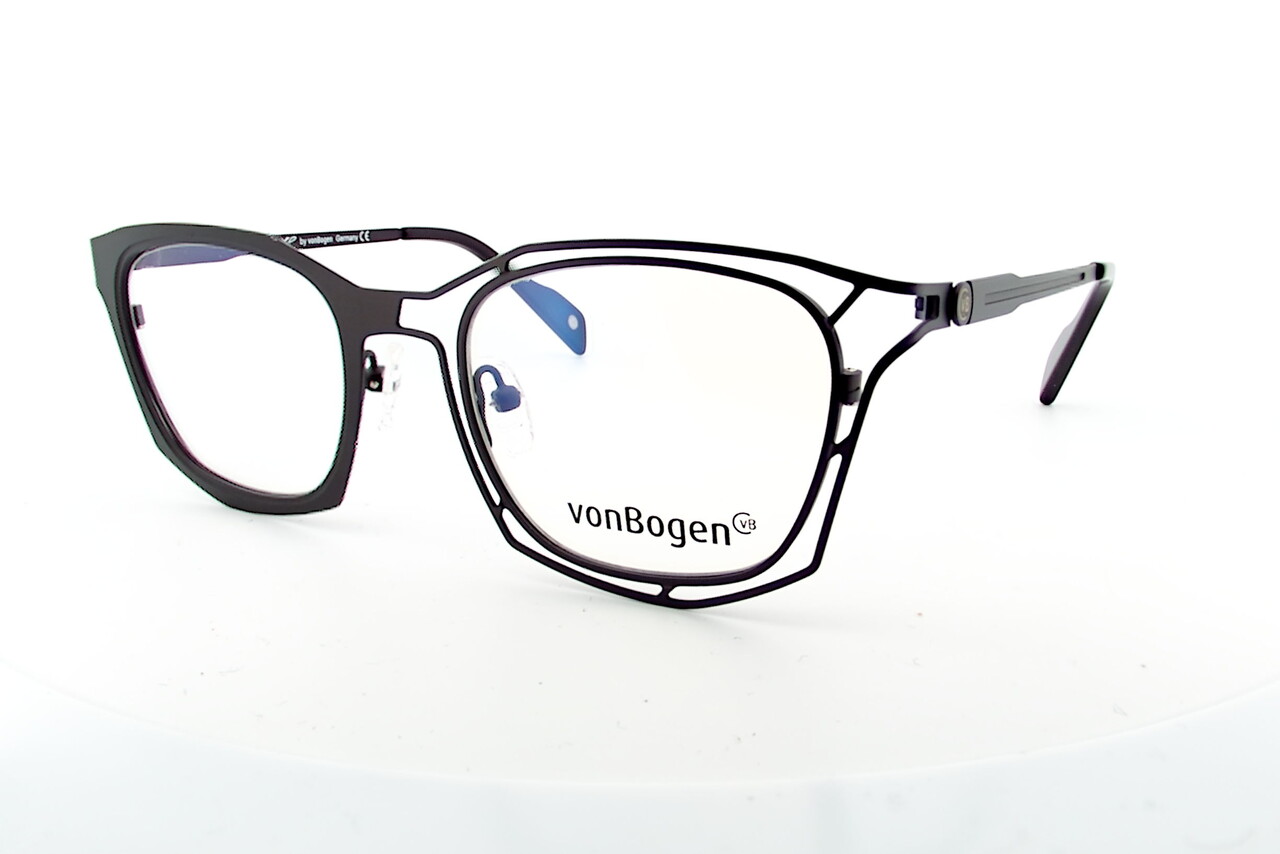 左半分はスケルトン仕上げ vonBogen Mod.1524 : GILBERT EYEWEAR from