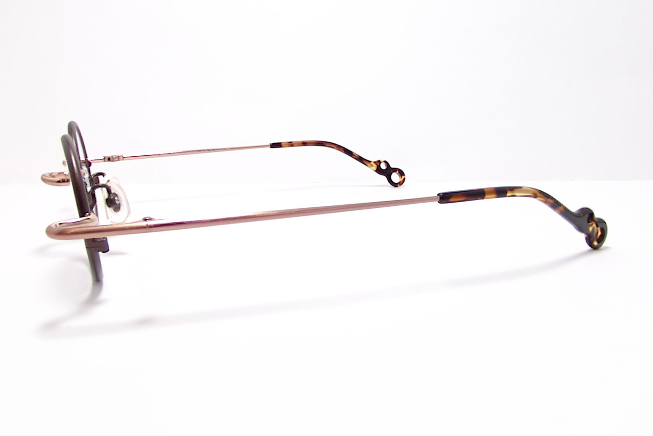 遊び心のある丸メガネ VioRou Akira-s : GILBERT EYEWEAR from 中野 