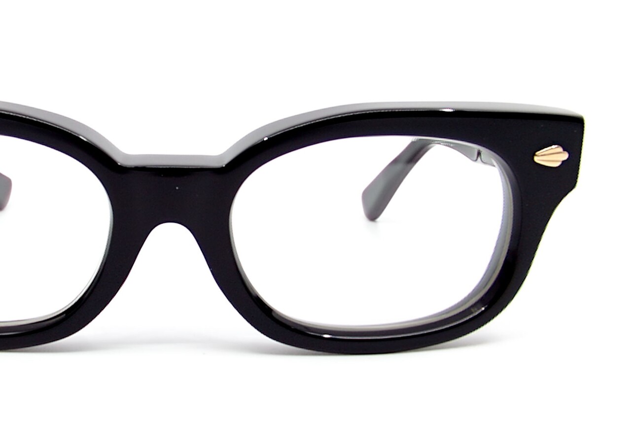 美品】effector fuzz full up effector 眼鏡サングラス/メガネ 美品】effector fuzz full up effector 眼鏡サングラス/メガネ