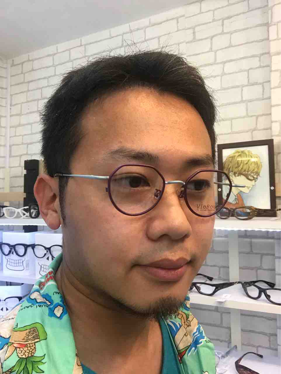 女性も意識したブリッジ幅がポイント VioRou Atsushi : GILBERT