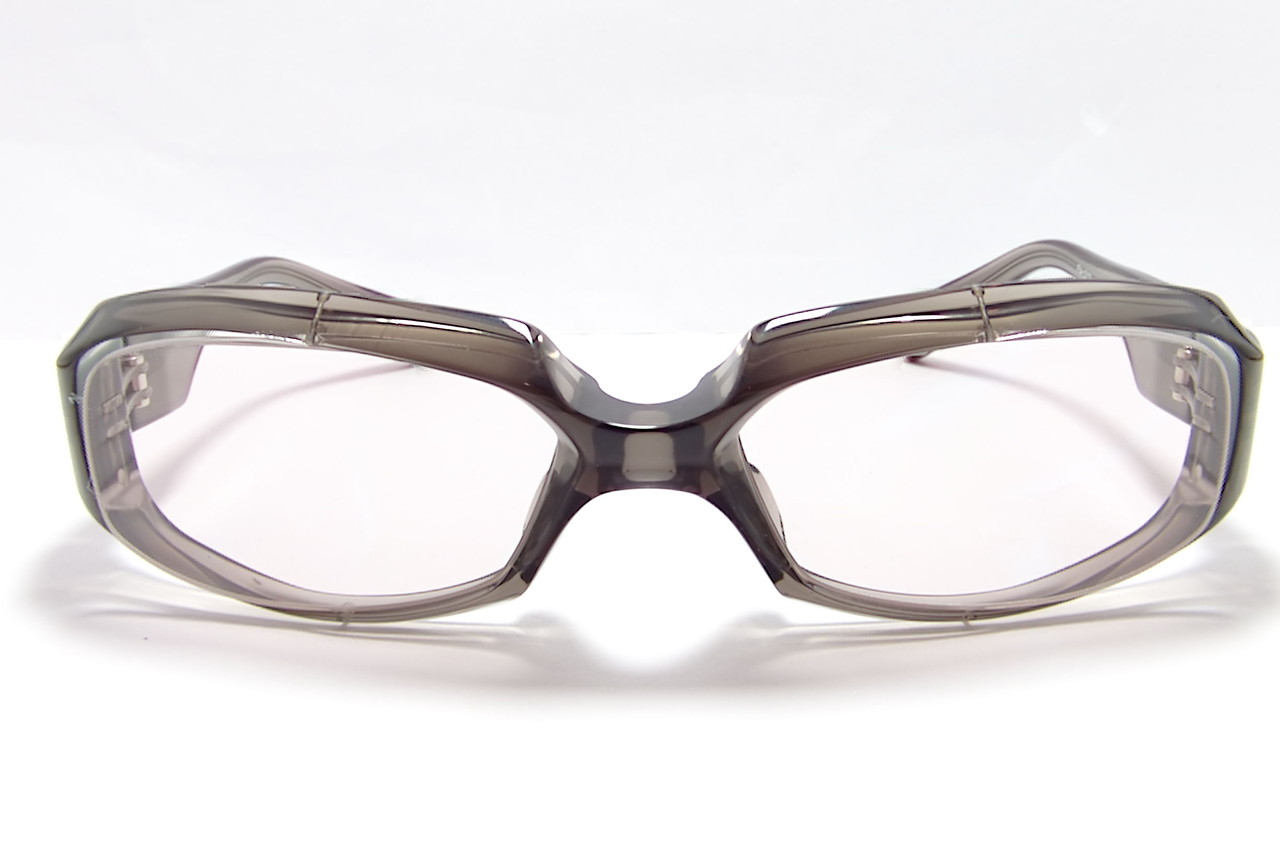 2010年発表の定番モデル FACTORY900 FA-212 : GILBERT EYEWEAR from 