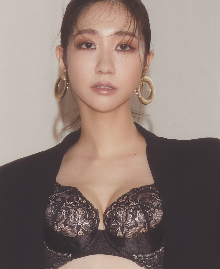 Akb48柏木由紀 31 下着姿で美ボディー披露 網タイツ姿の股間 アイドル 女子アナ画像 吟じます