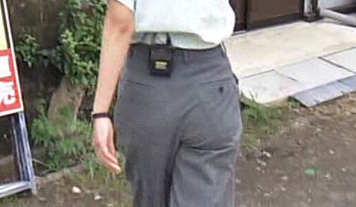 山口紗希アナ、パンティ線が食い込むピタパン尻肉の膨らみタマランち