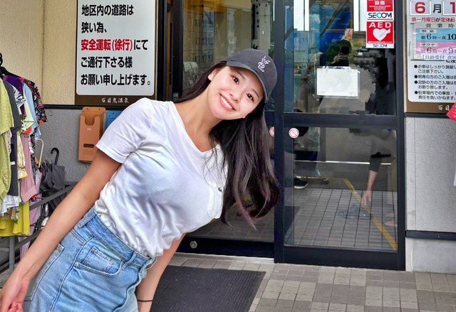 佐藤真優アナ、透け白Tおっぱいデッカ!YCの膨らみけしからん最高!