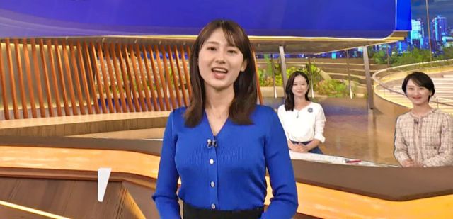浅田春奈アナ、ニットおっぱい横乳の青の陰影が凄いデッカ過ぎだろ