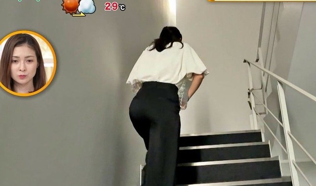 佐々木若葉アナ、パンティ線が薄っすら透けてるピタパン尻肉がエッチ