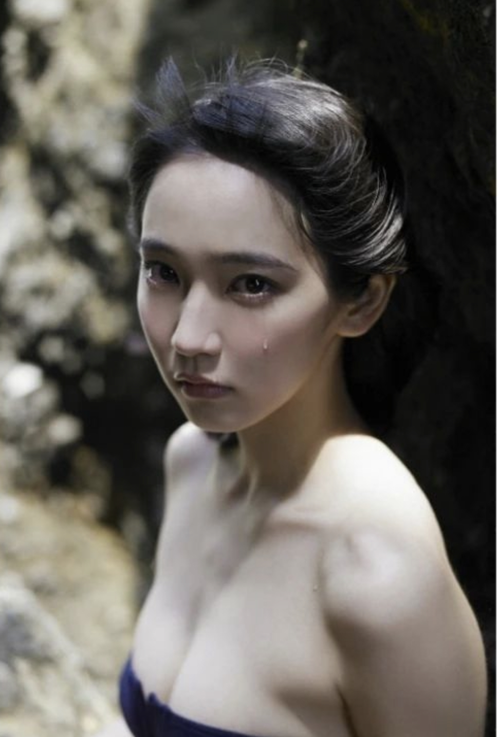 吉岡里帆さん 30 久しぶりにドスケベ水着を着せられ号泣き アイドル 女子アナ画像 吟じます