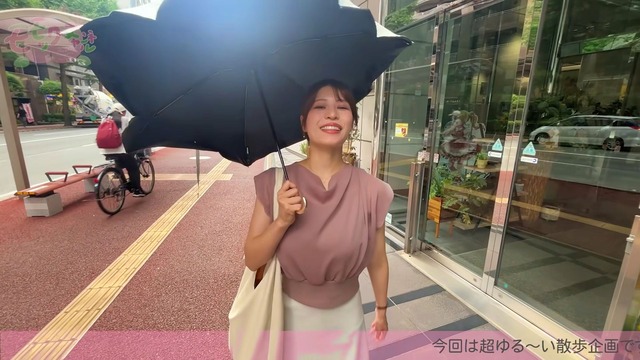 岡田桃佳アナ、薄手のシャツ巨乳おっぱいがず～とユッサユッサ揺れ過ぎ