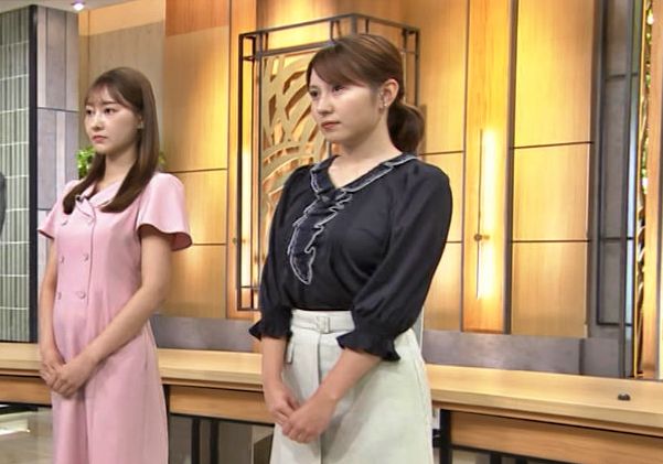 三山賀子アナ、巨乳おっぱい揺れておる服の中で暴れてるプルるん
