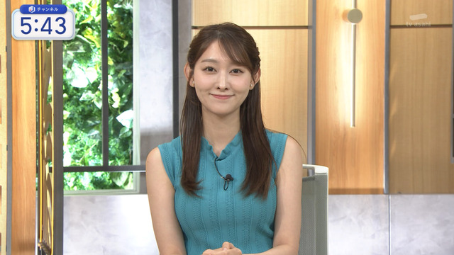 森山みなみアナ、ノースリ腋おっぱいムギュット！横乳バインバイン最高