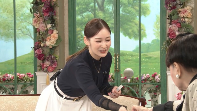 岩田絵里奈アナ、ニットおっぱいデッカ！横乳の膨らみがエッチ過ぎ最高