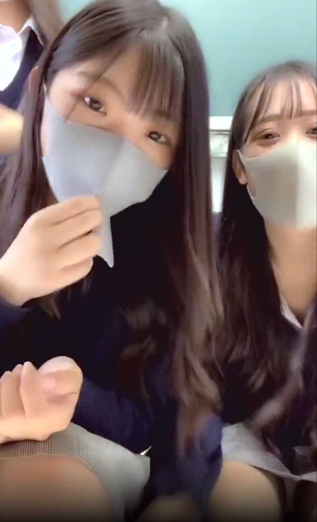UIOUOHjh