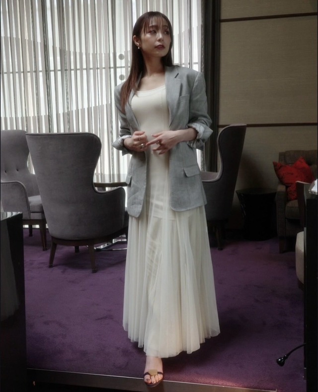 宇垣美里、ニットおっぱいの膨らみデッカ過ぎたまりませ～ん