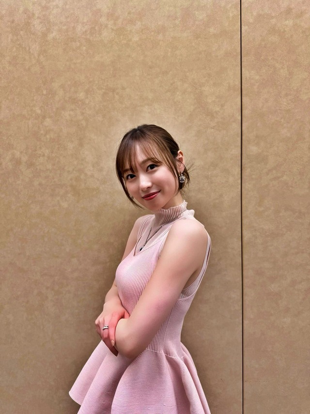 福原遥、ノースリニットおっぱいエッチw上品な膨らみカタチいいね